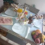 V&v & Breakfast