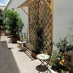 Alojamento de Acomodação e Pequeno-almoço V&v & Breakfast 4*
