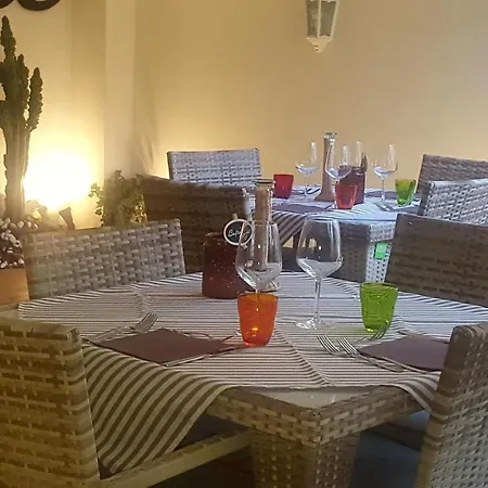 V&v & Breakfast Pompei